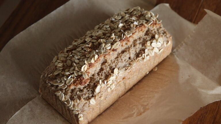 小麦も卵もバターも砂糖も使わない　ヘルシーオートミールバナナブレッド