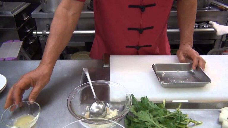 【鶏球蘿卜湯（鶏団子と大根スープ)】長坂松夫の運命クッキング#57