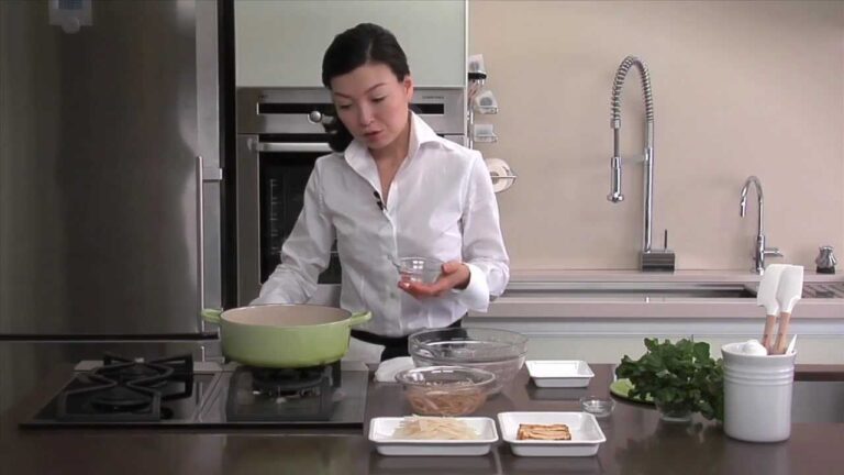 鶏つくねとクレソンの鍋