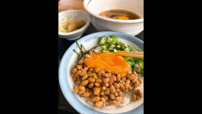 ミニ納豆オクラ丼定食+かき揚げ天ぷら / 山田うどん食堂