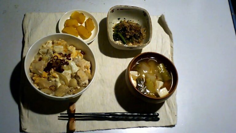 【インチキッチン】親子丼（豆腐入り）