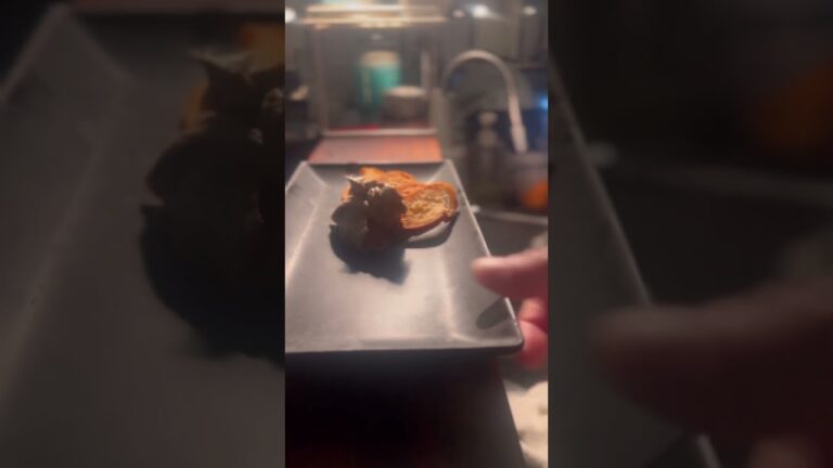 特選鶏の白レバーペースト。毎回召し上がる方も多いワインと良く合う前菜です♪ お試しくださいませ♪練馬　桜台　イタリアン　CARO #練馬#イタリアン#レバーペースト