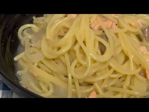 濃厚！！牛乳なしで出来るサーモンと玉ねぎのクリームパスタの作り方！！！