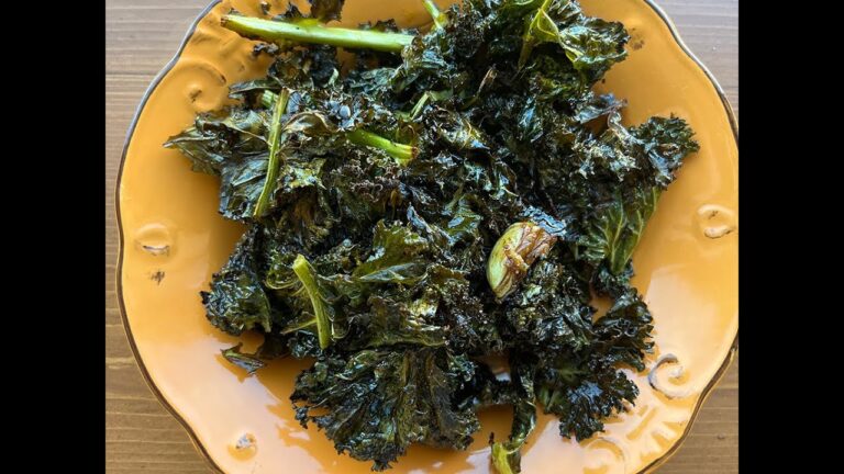 How to Make Kale Chips with Greek Flavors