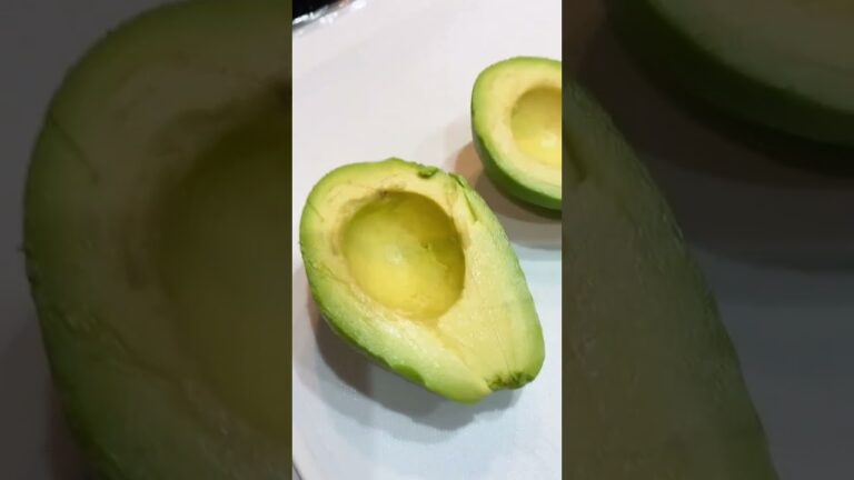 【恵方巻】アボカドの剥き方教えます #Shorts