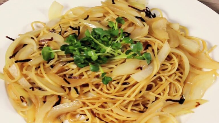 玉ねぎ塩こんぶパスタ｜C CHANNELレシピ