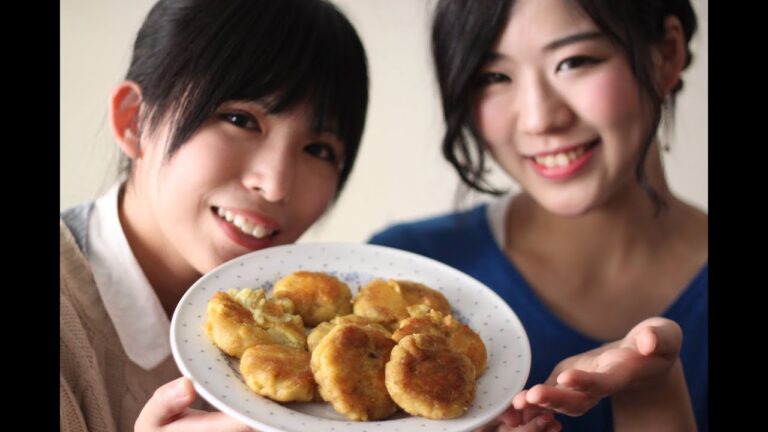 さつまいも芋餅の作り方　人気のおやつ簡単レシピ　チーズ入りいももちのこし方と焼き方【MOGMOG STROLL】