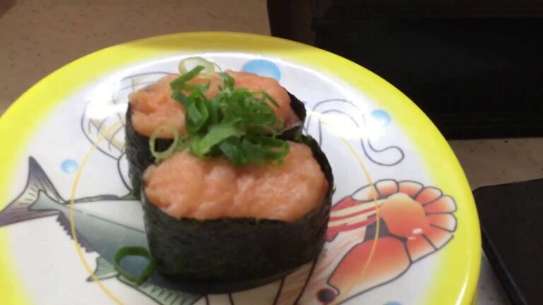 回転寿司　かっぱ寿司　鮭とろっ軍艦