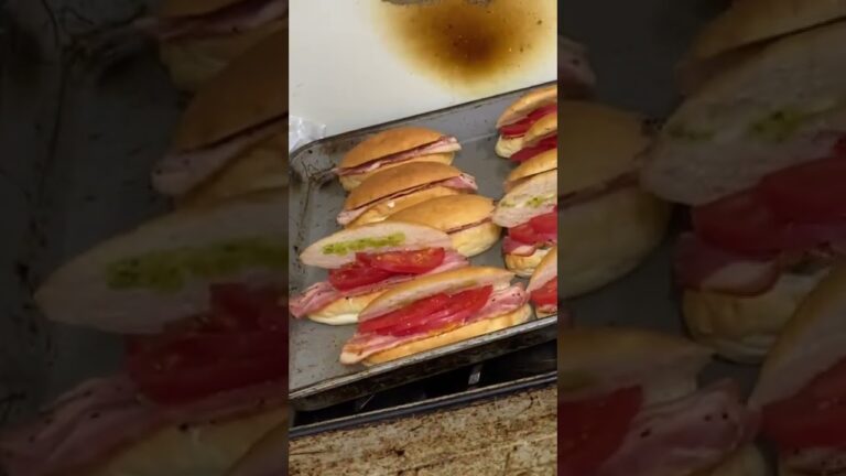 焼き立てパンの工程　イタリアンパニーニ