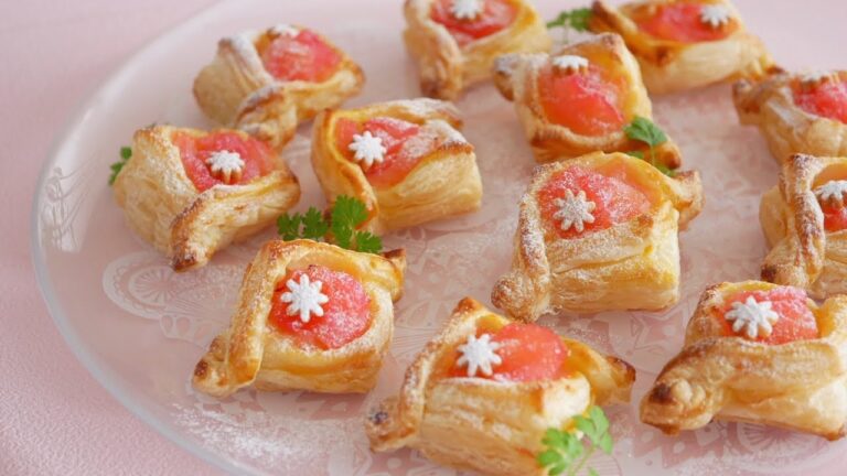 甘酸っぱい紅玉とクリームチーズのアップルパイ🍎 | Apple pie