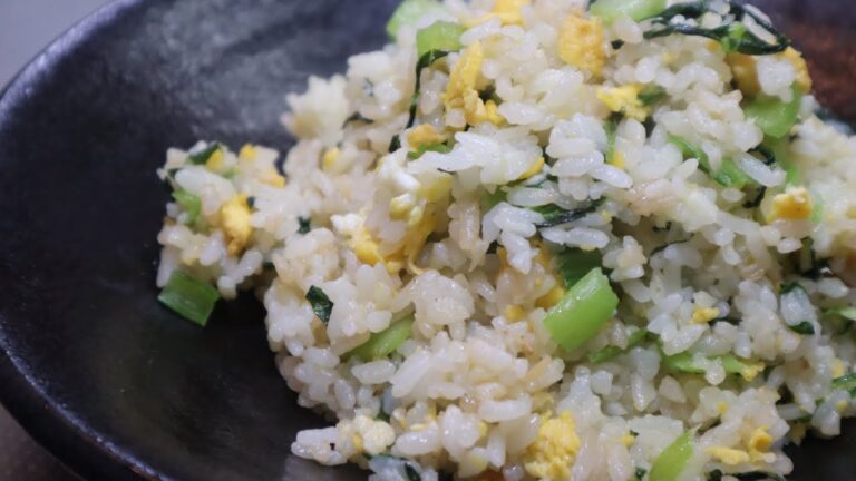 【小松菜にんにくチャーハン】クセになる味‼