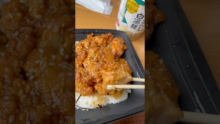 北海道でセイコーマートのとり天丼と貝だし白湯麺食べてみた🥺✨ #japan #travel #chicken #noodle #breakfast