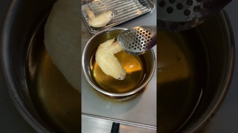 【名古屋グルメ】1分でわかる究極の手羽先の作り方#shorts