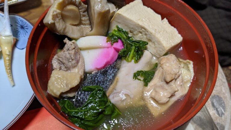 我的日本86歲阿嬤的年菜 ，博多雑煮　非常好吃