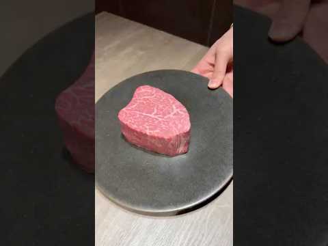 "肉塊"特上ヒレステーキ