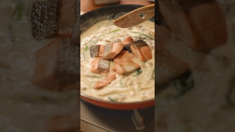 サーモンとほうれん草の豆腐グラタン　　#美肌レシピ　#サーモン　#簡単レシピ　#晩御飯