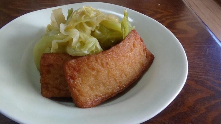 さつま揚げとキャベツの炊いたん！　低収入でもお金が貯まるレシピ