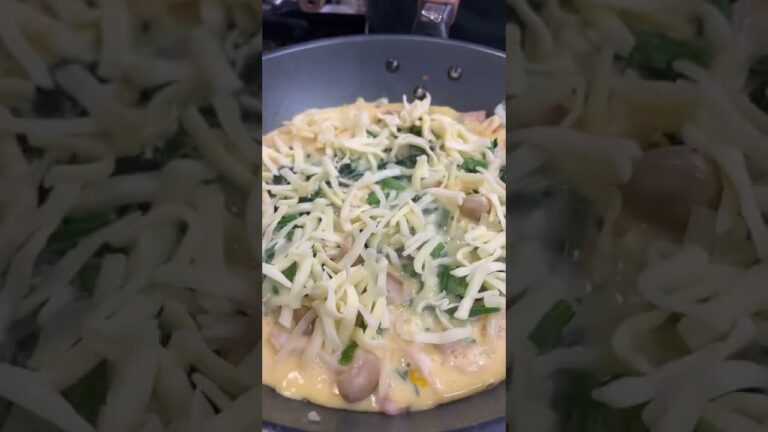【簡単パパ飯】朝ごはんの定番に。玉ねぎとベーコンのキッシュ風#shorts