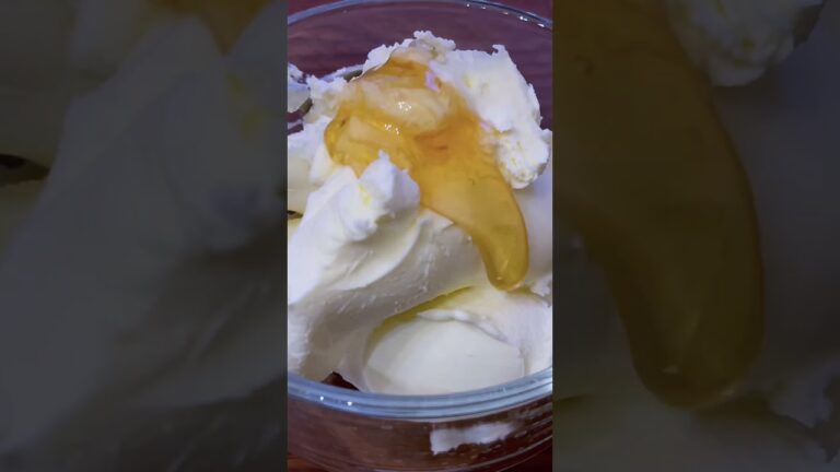 女子ウケ最高のマスカルポーネとハチミツのディップ  #アメリカ生活  #はちみつ #マスカルポーネ #shorts #パーティー料理