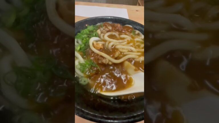うどんスープが溶け込んだカレーうどんは絶品🍛 与作うどん