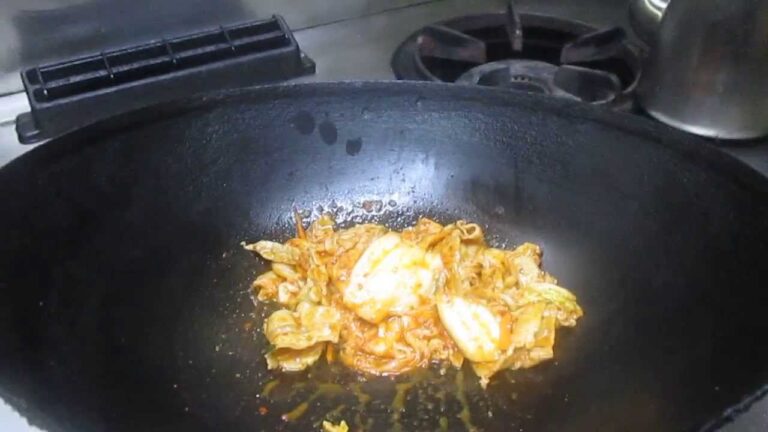 『豚キムチ』の調理過程