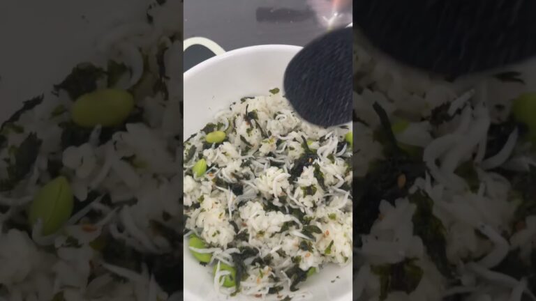 しらす枝豆おにぎり、タンパク質もしっかり取れるダイエットおにぎりだよ。#ダイエット #おいしい #飯テロ #ランチ #料理 #food #猫又おかゆ #ホロライブ #おにぎり