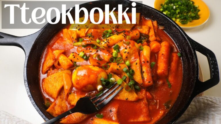 Tteokbokki (Spicy Korean Rice Cakes) | Popular Korean Street Food, Easy and Authentic
