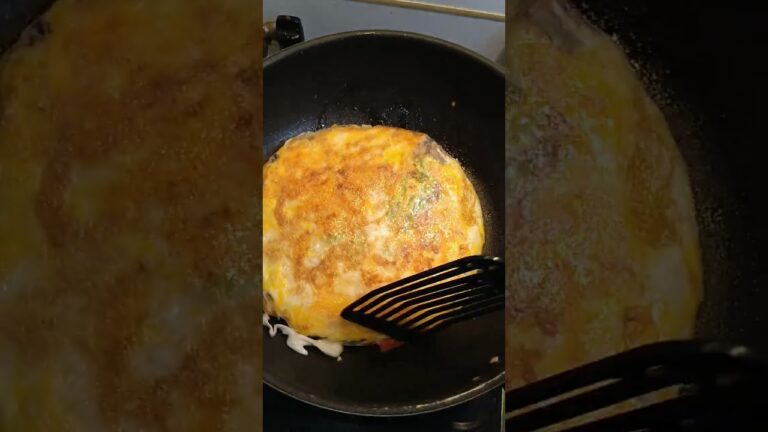 【ライスペーパーお好み焼き】作って優勝させていただくわね♪（ドビー） #shorts