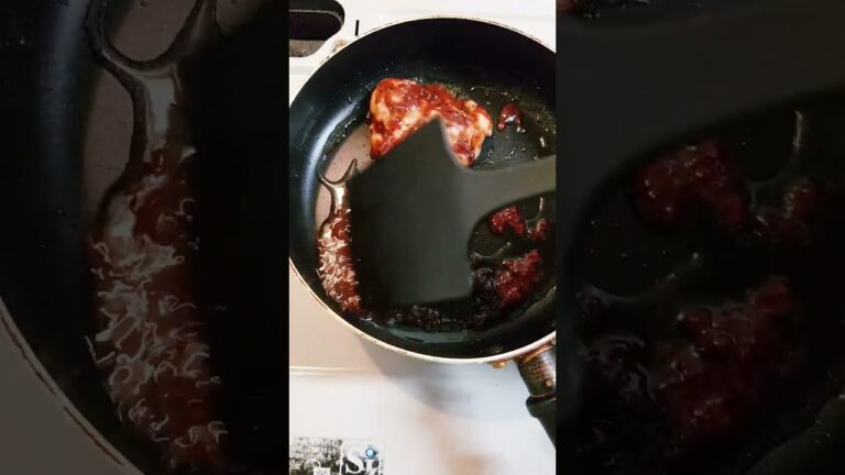 バルサミコドレッシングと梅干しのチキンソテー