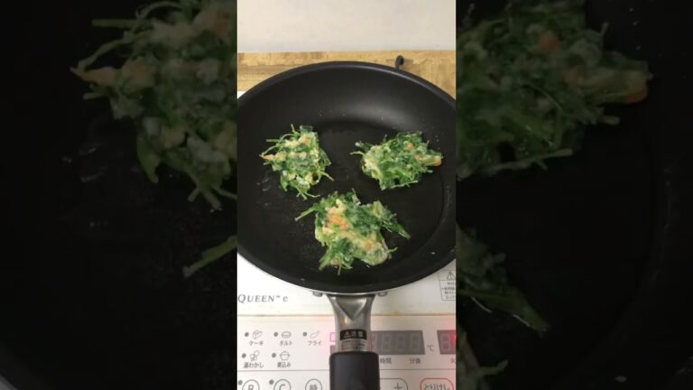桜エビと三つ葉のかき揚げ
