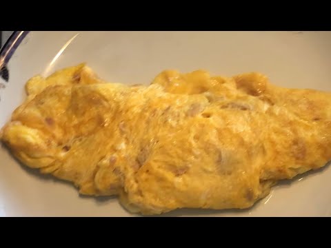 【リアルな夕食 船橋支店】ツナオムレツ【音声付】ウチのツナオムレツの作り方です。