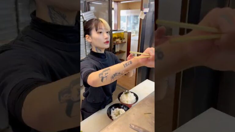 【栃木・足利】圧巻のデカ盛り海鮮丼！美人4代目が作る絶品グルメ🐟✨ #japanesefood #ジョイ飯