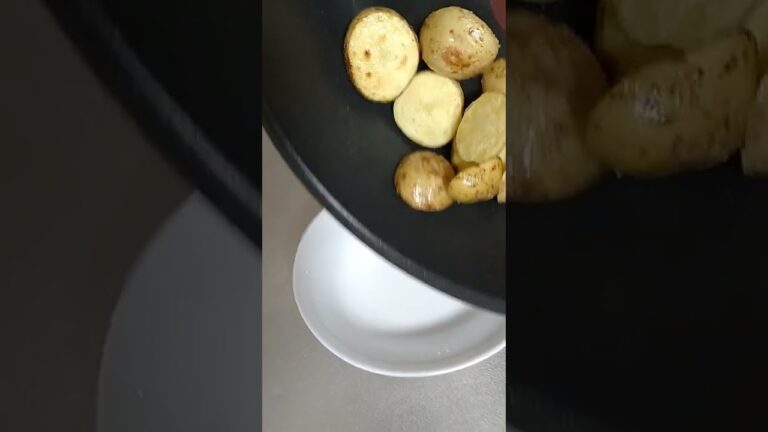 じゃがいも激ウマ〜シンプルに塩とブラックペッパーで〜