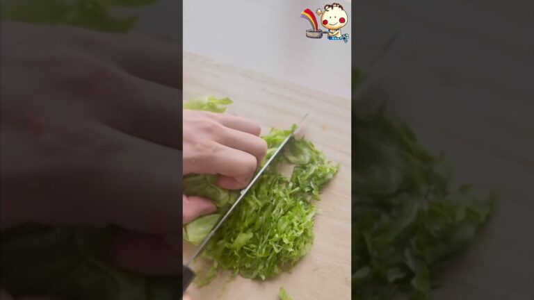 【レンジで完成！】レタスでぷりぷりエビシュウマイ🦐　＃たべいろ　＃レタス　＃しゅうまい　＃えび　＃シュウマイレシピ