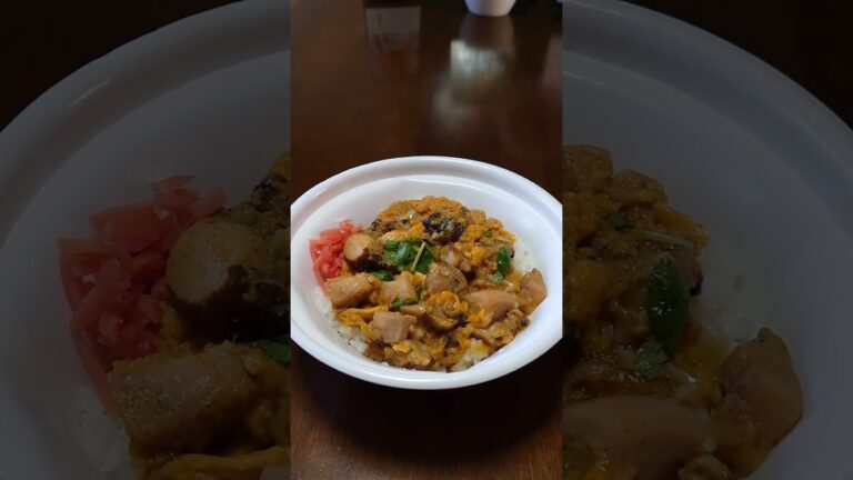 晩御飯！夜勤入り前になか卯の炭火焼き親子丼大盛りを喰らう!! #shorts