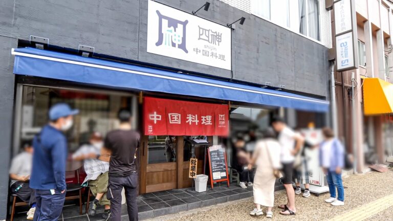 入店→２分で高速提供。圧巻の鍋捌きで大量の注文を作り続ける中華店