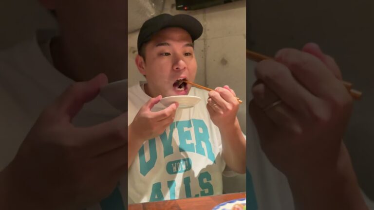 最初の一口で確信！コスパが最強すぎると話題のお洒落タイ料理！