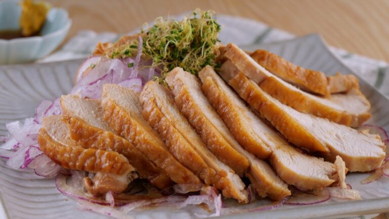 【鶏むねで1品♡やわらか鶏チャーシュー】やだ～これとっても食べやすい♪ Tender Simmered Chicken