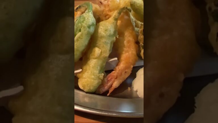 神戸湊川大食堂の天ぷら盛り合わせ(イチオシメニュー)