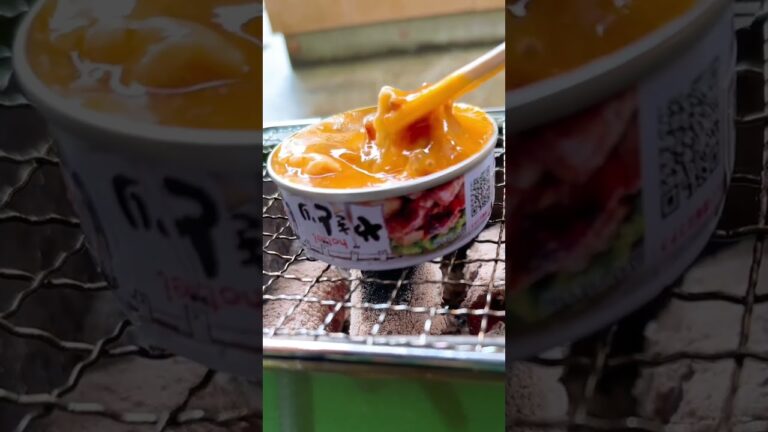 【究極の飯テロ動画】焼き鳥缶に卵黄を乗せてBBQしたらお米が無しでは食べられなくなった！ #bbq #焼き鳥 #缶詰 #缶詰レシピ #ご飯 #ご飯に合う #卵 焼き鳥缶 #飯テロ #閲覧注意