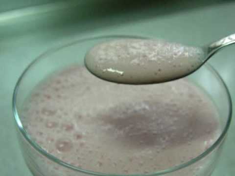 いちごのスムージーの作り方（レシピ）