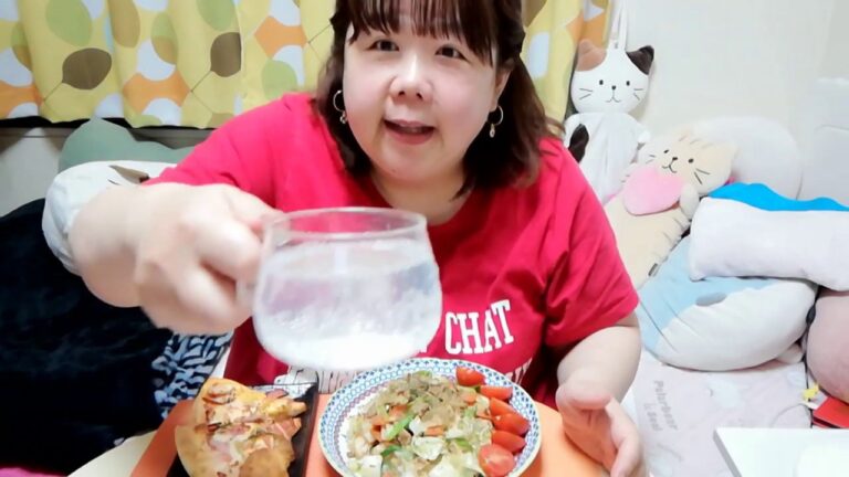 【晩御飯】野菜たっぷり焼きうどん＆その他で食べる！