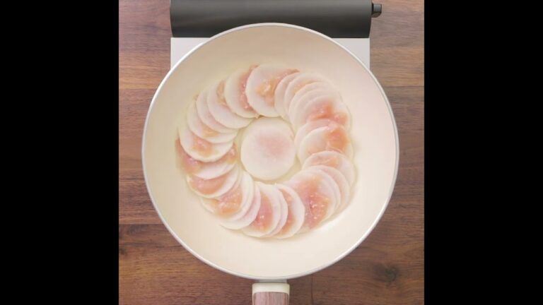 シンプルだけど深い味！ 簡単！ 鶏むね肉の塩麴煮込み #cooking  #簡単レシピ #和食