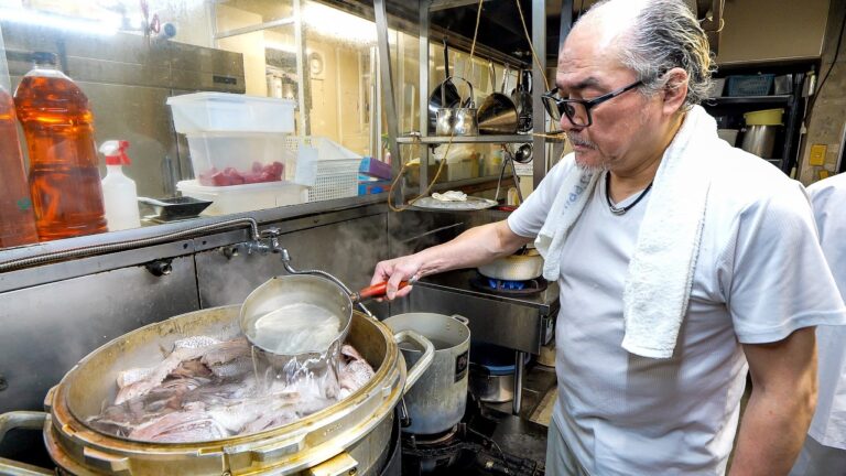 広島）毎日働く６０歳の元寿司職人が作ったリピ確定１００％濃縮鯛出汁ラーメンが最高過ぎた。。
