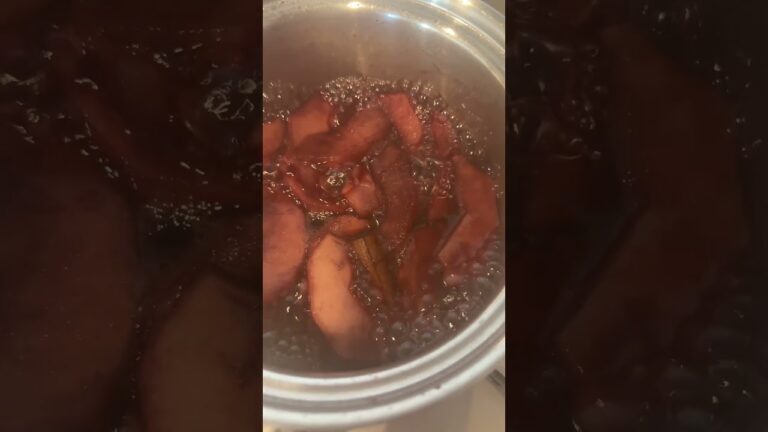 りんごの赤ワイン煮🍎#りんご#赤ワイン#りんごの赤ワイン煮#秋