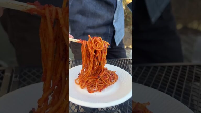 イタリアでバズった「暗殺者のパスタ 」をワンパンで作ってみた！#shorts