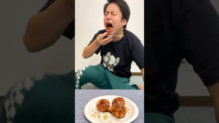 わさび入りたこ焼きロシアンルーレットをタケヤキさんとやってみたwww #shorts