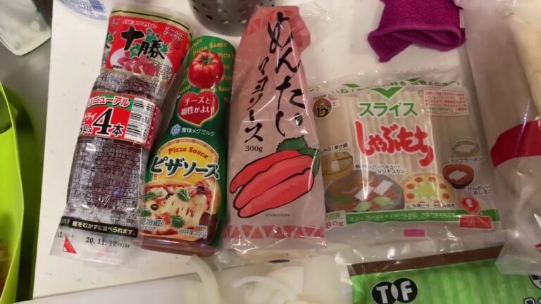 オヤジ飯『ナポリ風ピザ（明太マヨ餅、プルコギチーズマヨ）』