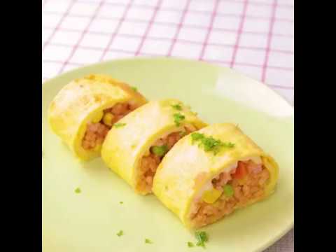 黄色と赤の渦巻きが可愛らしい♪ お弁当に くるくるオムライスロール ｜ moguna[モグナ]