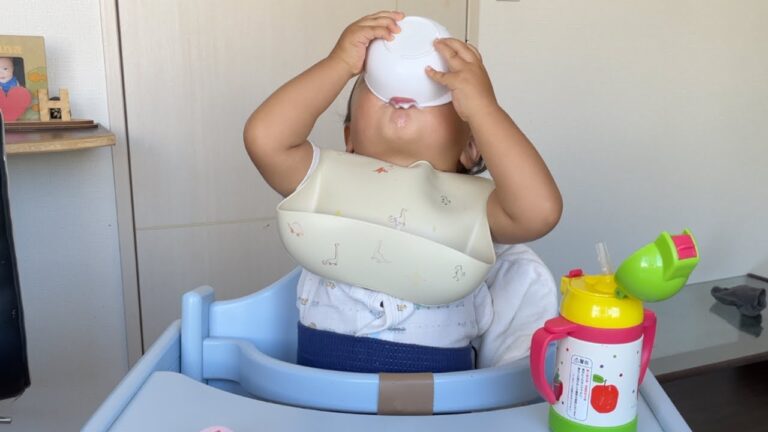 色々ぶん投げ！ヨーグルト爆飲み！病み上がりの朝食とランチ 【1歳8ヶ月】